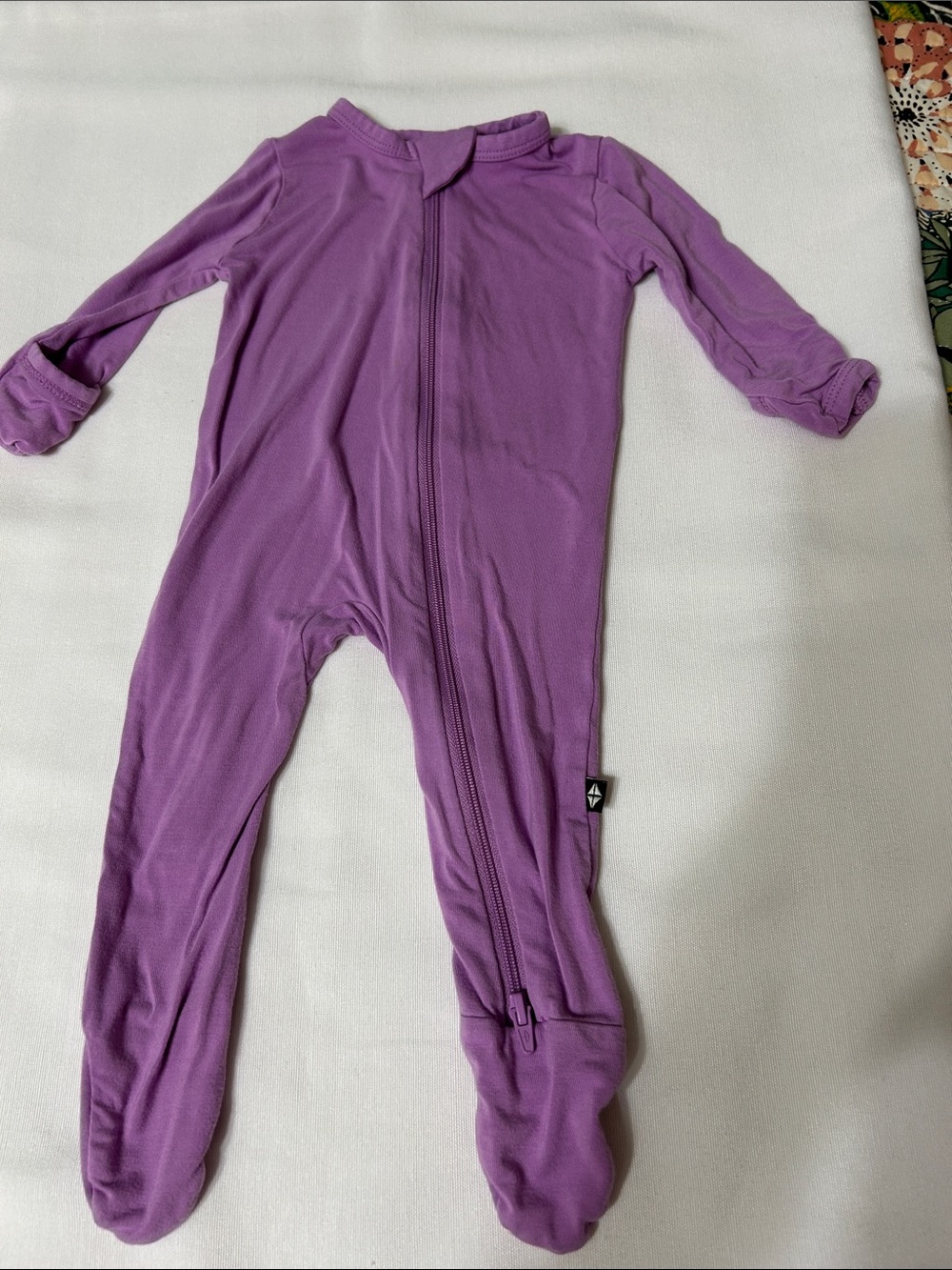 Kyte BABY zip footed sleeper, 0-3 mo color is Poi